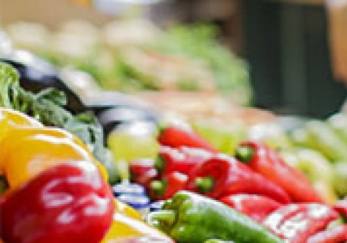 Explore the Benefits of Shopping at a Farmers Market